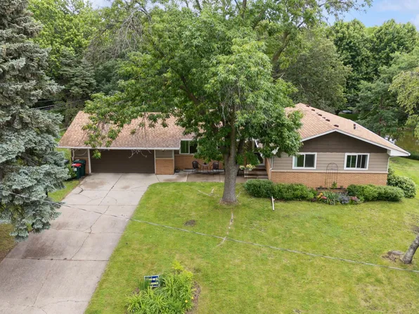 5155 Matterhorn Dr NE, Columbia Heights, MN 55421
