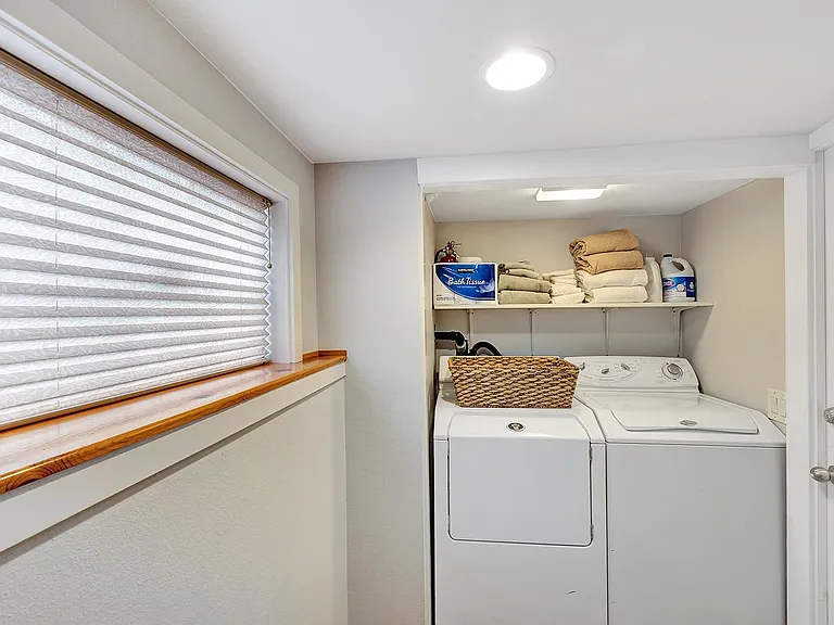 7911 5th Ave NE #2 — Photo 10