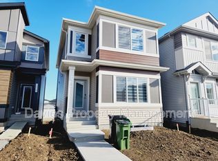 3672 5th Ave SW, Edmonton, AB T6X3B1