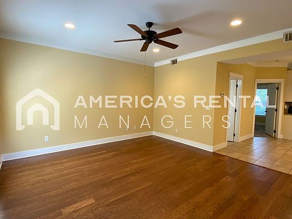 2nd image of 502 16th St APT 6