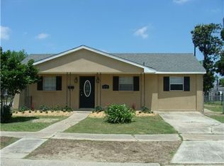 676 S Niagara Cir, Terrytown, LA 70056