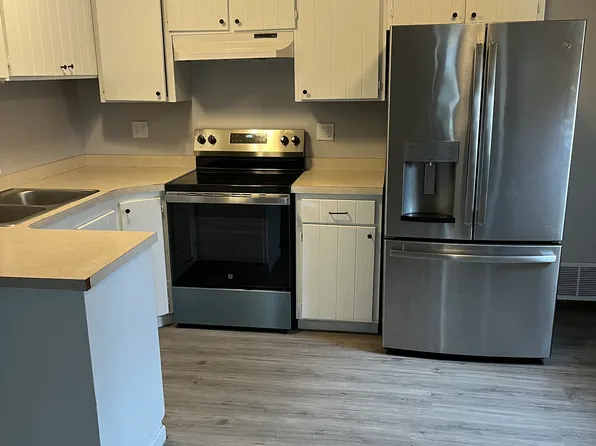 429 S 14th St #429, Fort Calhoun, NE 68023