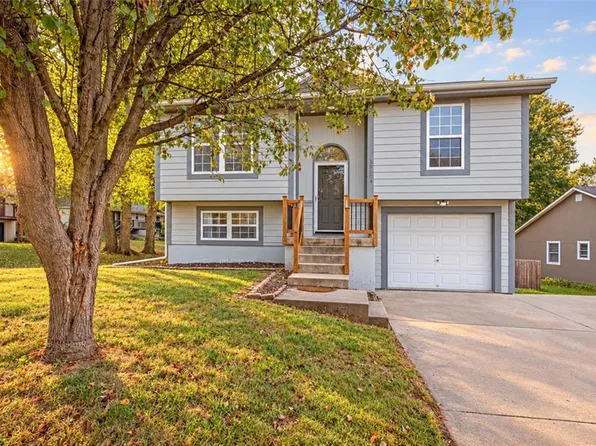19304 E 13th St N, Independence, MO 64056