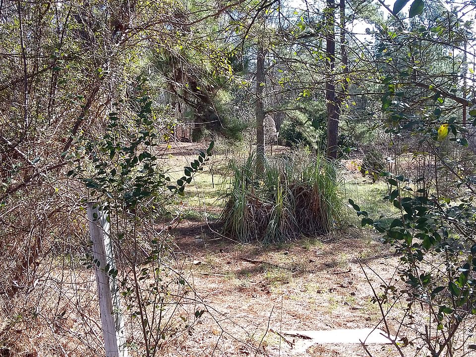 1st image of 300 S Circle Dr