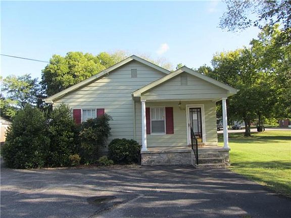 2nd image of 108 Nokes Dr