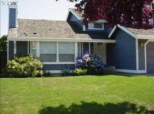 955 S 44th St, Springfield, OR 97478