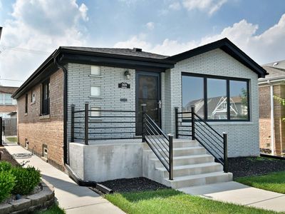 5628 S Merrimac Ave, Chicago, IL, 60638