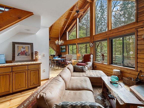 5th image of 200 Button Rd