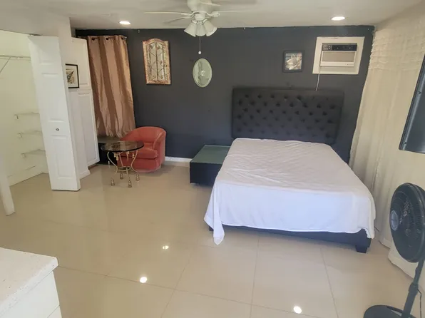 1111 N 25th Ave #1B, Hollywood, FL 33020