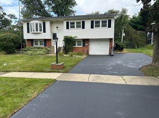 3142 Everglade Ave, Woodridge, IL 60517