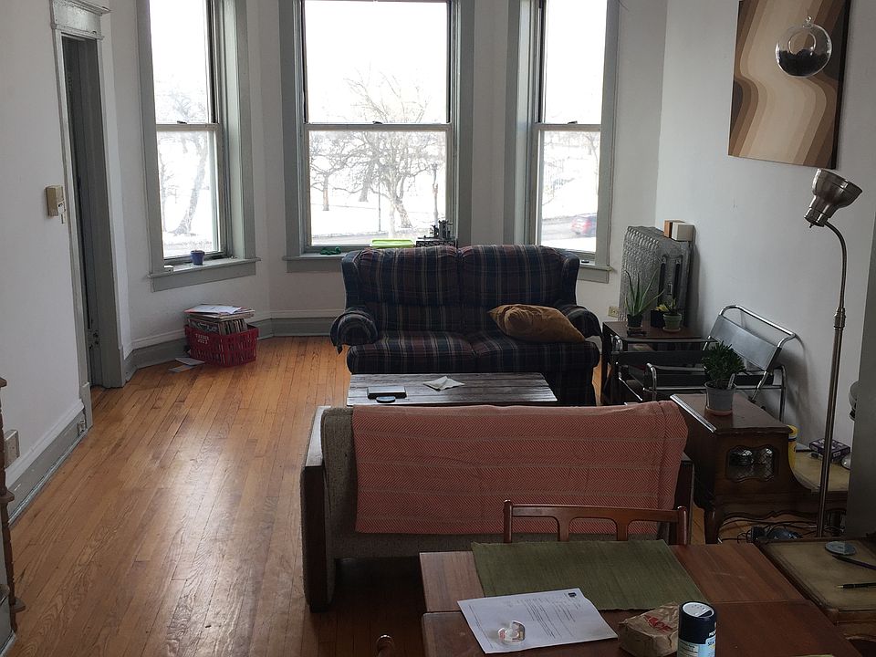 1st image of 1517 N California Ave #1