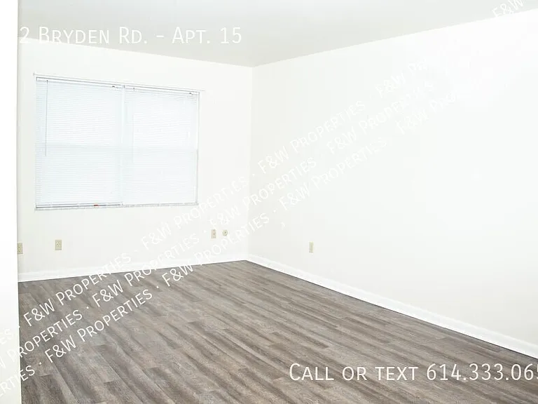 1392 Bryden Rd #15 — Photo 4