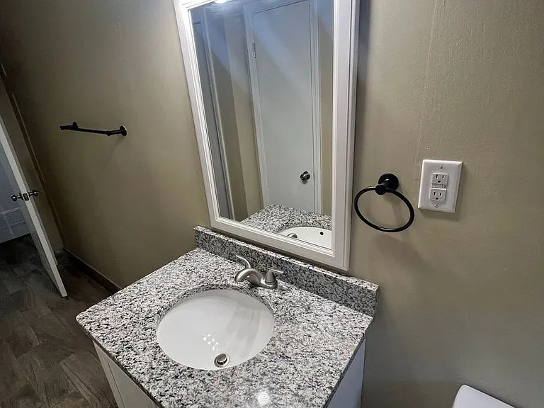 5333 Bishops Cir #A-B — Photo 11