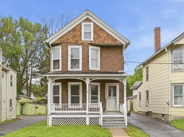 10 Nelson St, Newton Town, NJ 07860