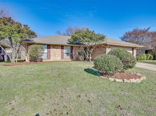 2816 Ridge Rd N, Fort Worth, TX 76133