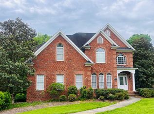 2140 Rossmore Rd, Clemmons, NC 27012