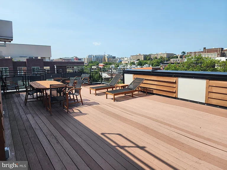 2101 11th St NW #103 — Photo 28