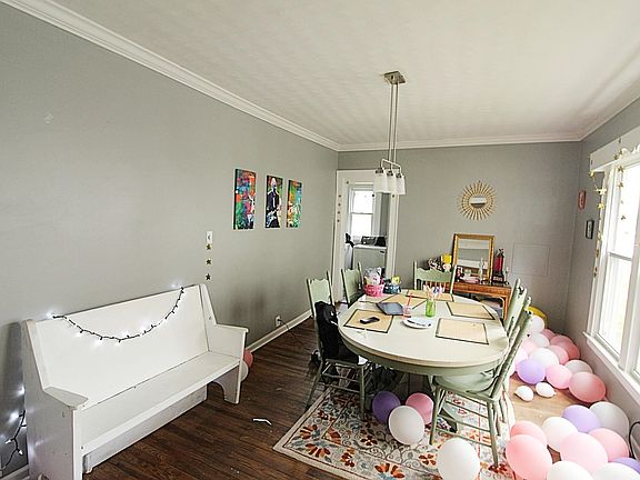 5th image of 2409 Hilton Ave