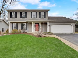 1914 Jeanette Ave, St Charles, IL 60174