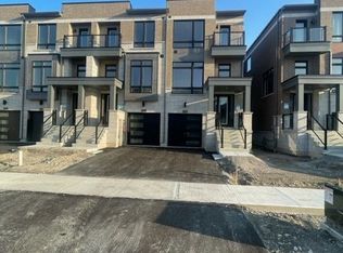 131 Farooq Blvd, Vaughan, ON L4H 4P3