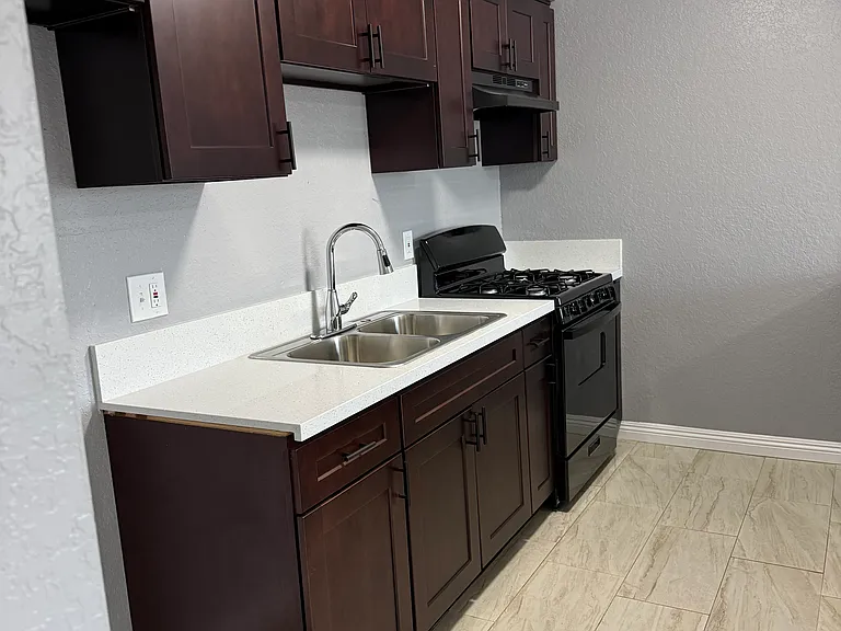 16388 Sequoia St #7 — Photo 2