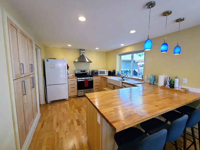 6200 24th Ave NE #2 — Photo 7
