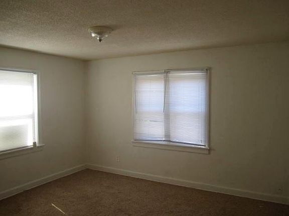 3rd image of 1242 Picadilly St #B