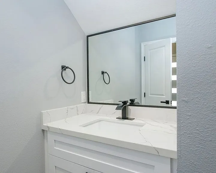 4337 Faulkner St — Photo 15
