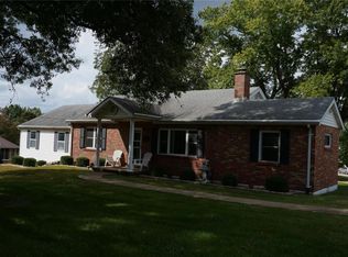 5505 Keller Rd, Saint Louis, MO 63128