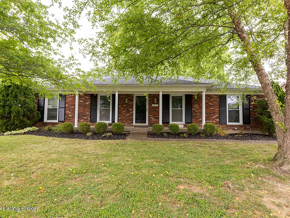 2901 Creekside Dr