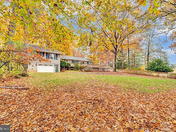 3rd image of 5059 Dequincey Dr