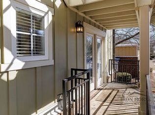 490 Barnett Shoals Rd APT 412, Athens, GA 30605