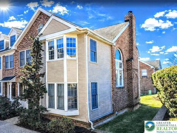 3424 Park Pl, Bethlehem, PA 18017