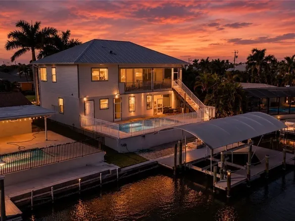 12304 Boat Shell Dr, Matlacha Isles, FL 33991