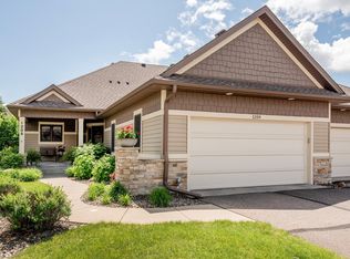 1209 Lakemoor Pl, Woodbury, MN 55129