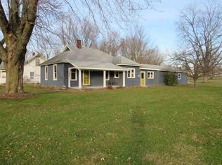 306 N College St, Amboy, IN 46911