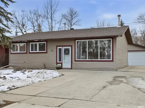 3312 Grant ROAD, Regina, SK S4S 5H5