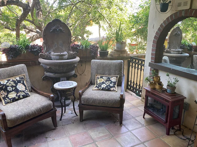 Private Patio w Fountain and Electric Fireplace