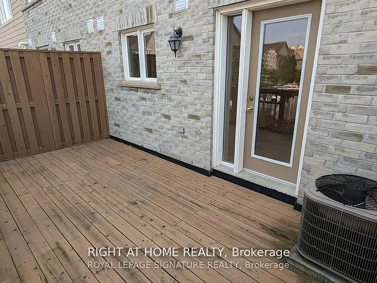 4869 Half Moon Grv #27 — Photo 10