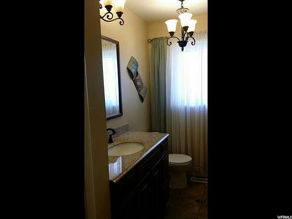 5th image of 672 E Lavina Dr