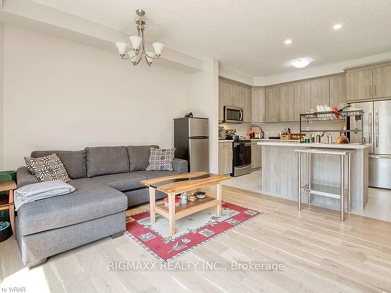 2104 Evans Blvd — Photo 16