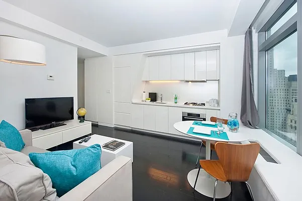 Rented by Prodigy Network | media 51