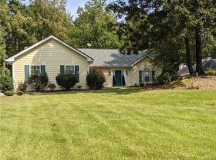 1297 Shadowlawn Dr NE, Conyers, GA 30012