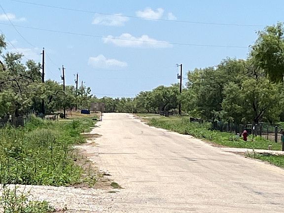 4th image of 138 County Road 2664