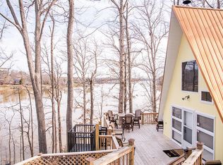 302 Bunny Rabbit Rd, Leasburg, NC 27291