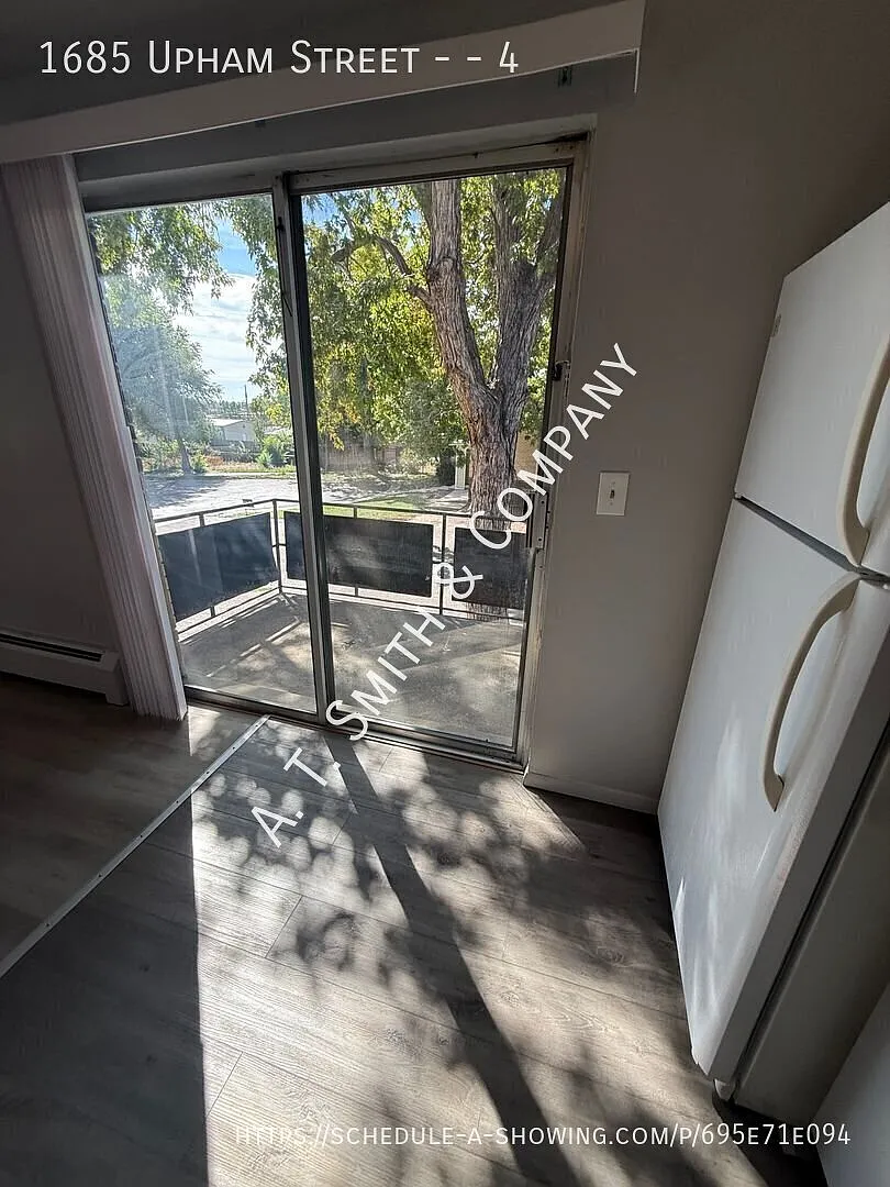 Large 1 Bedroom Apartment in Lakewood with Balcony! — Photo 4