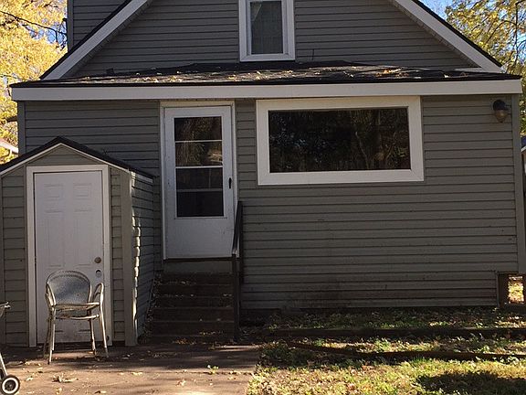 2nd image of 4418 Cambridge St