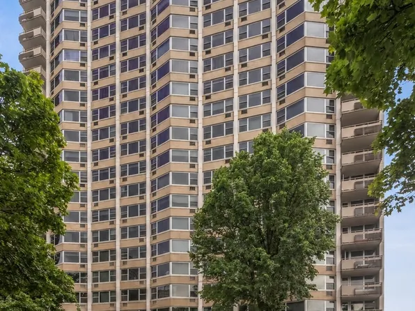555 W Cornelia Ave APT 1311, Chicago, IL 60657