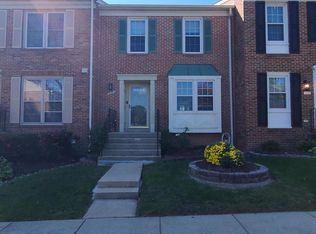 12151 Stallion Ct, Woodbridge, VA 22192