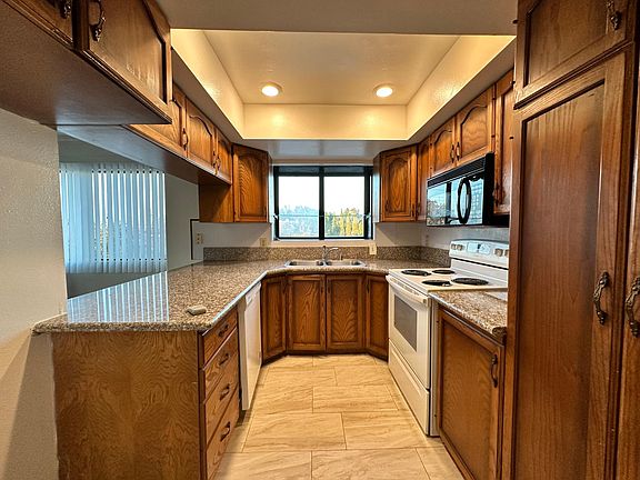 2nd image of 4807 E Pacific Coast Hwy APT 401